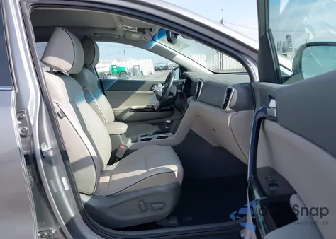 2019 Kia Sportage Ex z USA, uszkodzony, nr VIN KNDPN3AC9K7601430